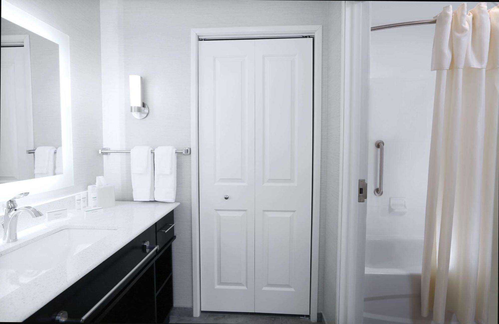 Homewood Suites By Hilton West Fargo/Sanford Medical Center Extérieur photo