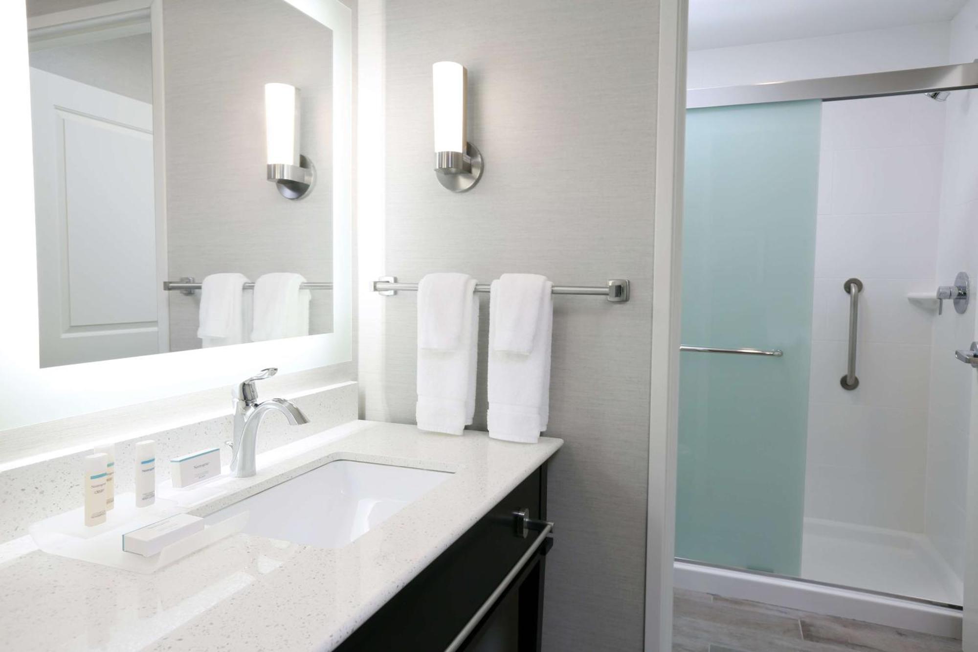 Homewood Suites By Hilton West Fargo/Sanford Medical Center Extérieur photo